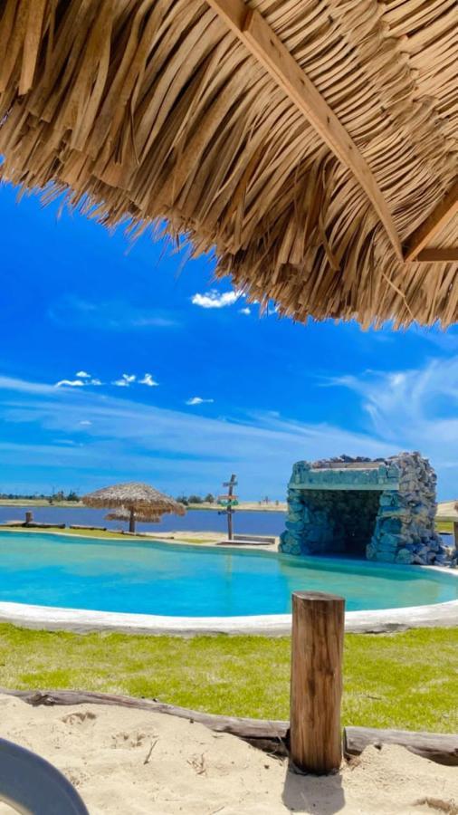 Apartamento com vista para o mar, piscina , deck , playground e estacionamento . Taíba Exterior foto